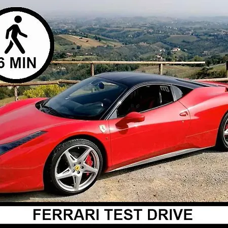 Near The Ferrari Museum, Wi-fi, Fully Equipped Kitchen, Free Street Parking アパート
